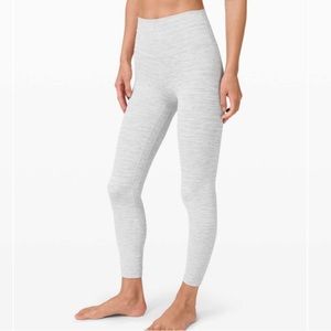 Lululemon Align leggings 25” in grey/white